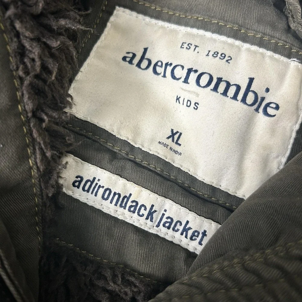 Abercrombie Jacket Kids XL Green Adirondack Faux Fur Lined Winter Insulated